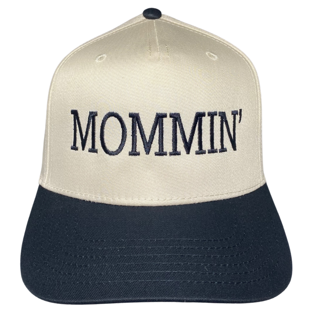 25 MOMMIN' Embroidered Snapback Trucker Hat - Cream / Black